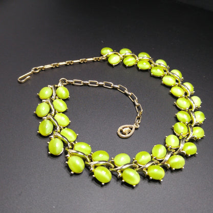 Vintage 1950s Lucite Lime Green Choker Necklace Gold Tone Mid Century