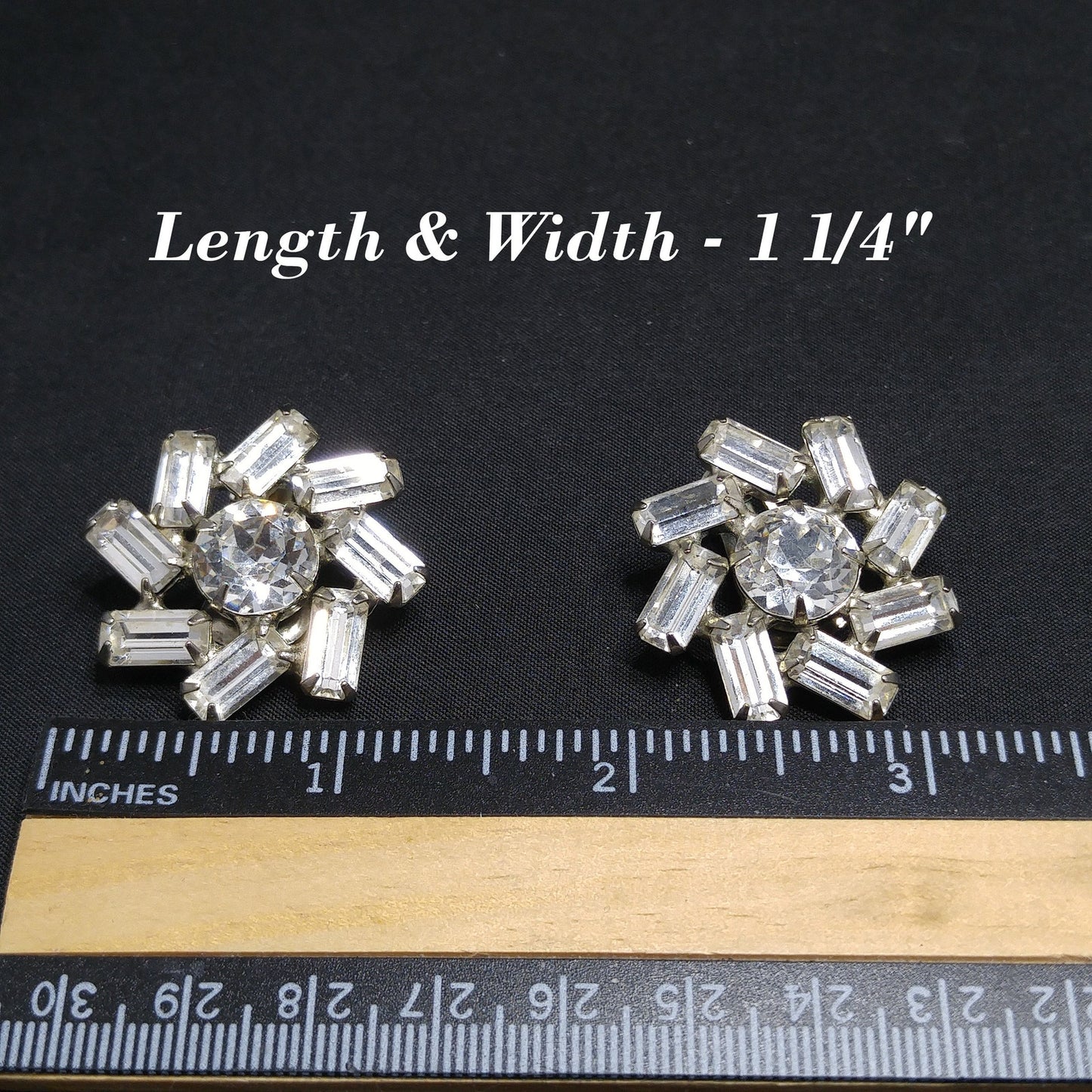 Vintage 1950s Weiss Clear Rhinestone Clip Earrings Baguette Floral Wedding