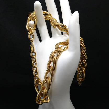 Monet Double Loop Chain Necklace, Gold Plated, 1980s Vintage Jewelry