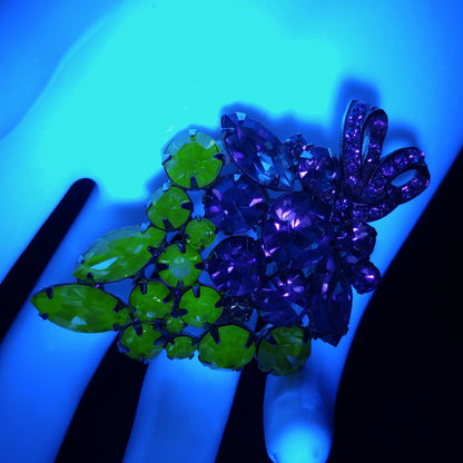 Vintage Weiss Peridot Green Rhinestone Brooch, Uranium Glass, Gold Plated, 1960s