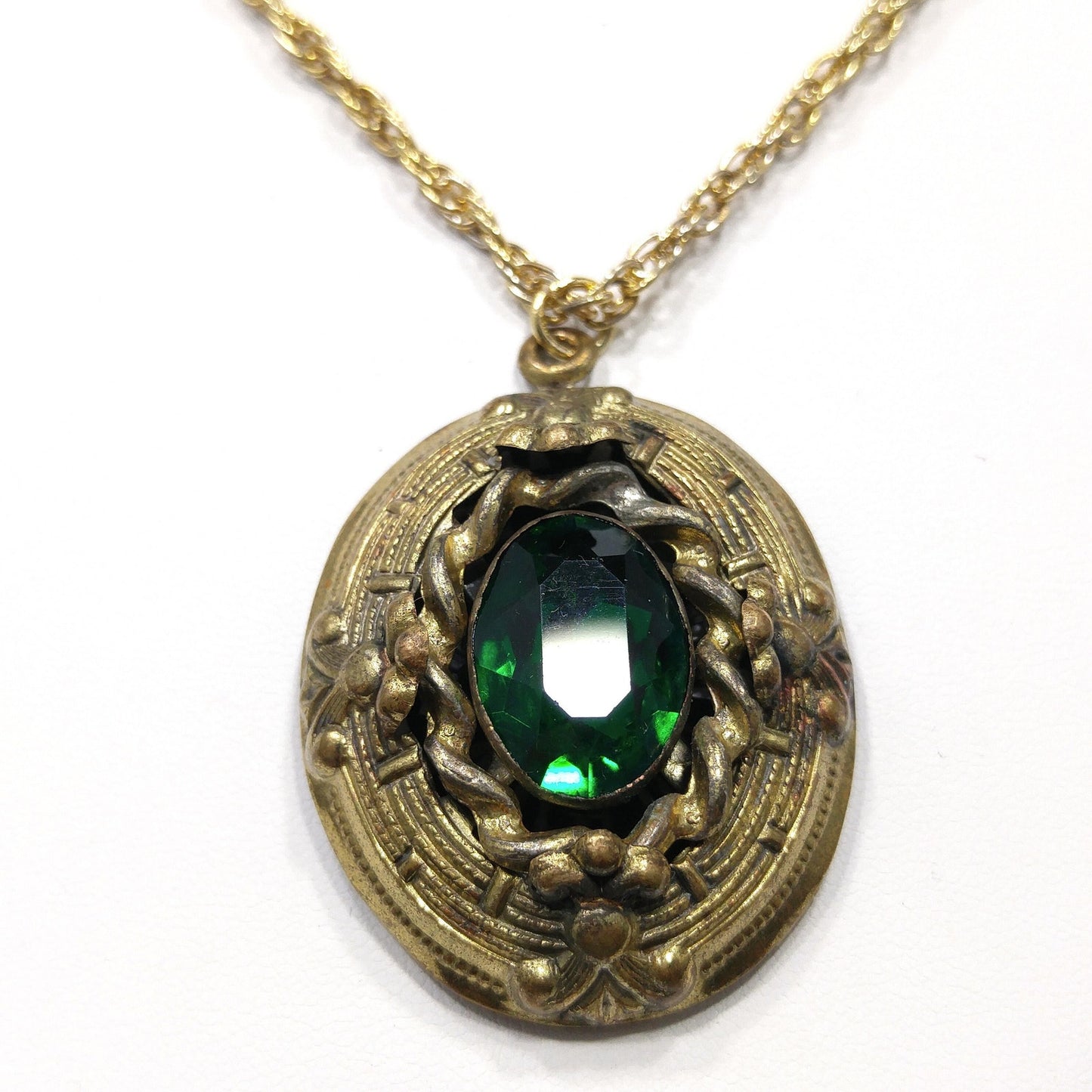 Antique 1920s Czech Emerald Green Glass Pendant Gold Filigree Necklace