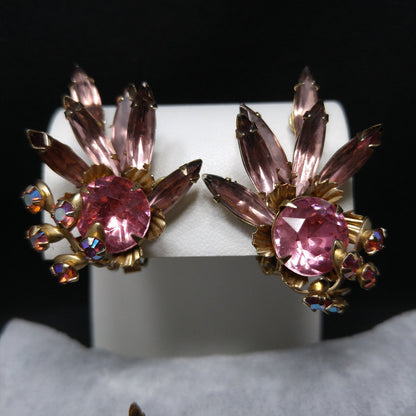 Pink Lavender Rhinestone Brooch Earrings, Riveted Design, 1950s Vintage Jewelry