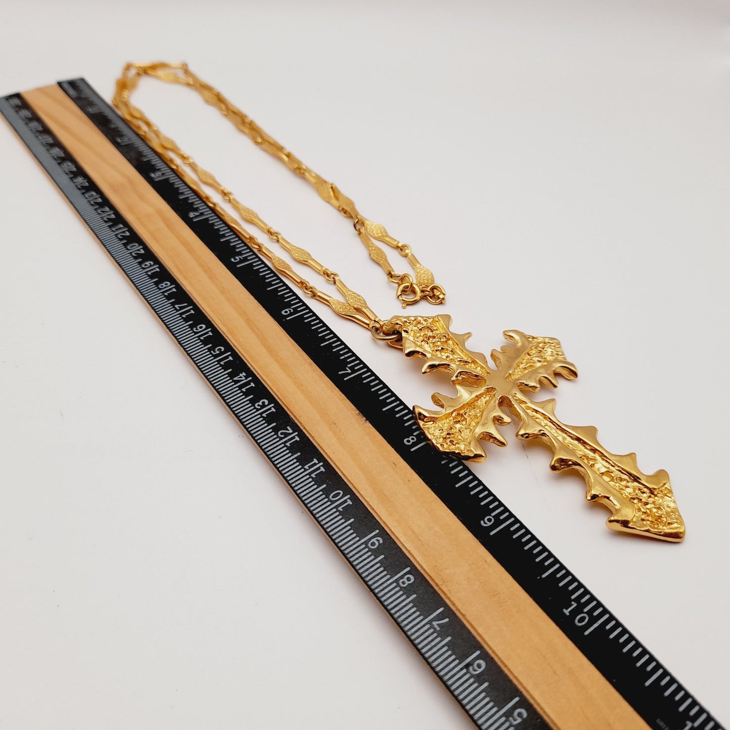 Vintage Crown Trifari Cross Pendant Necklace – Large Gold Tone Mid-Century Statement Jewelry
