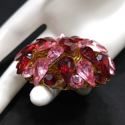 Red & Pink Domed Rhinestone Brooch, Gold Plated Filigree Backing, 1950s Vintage Jewelry