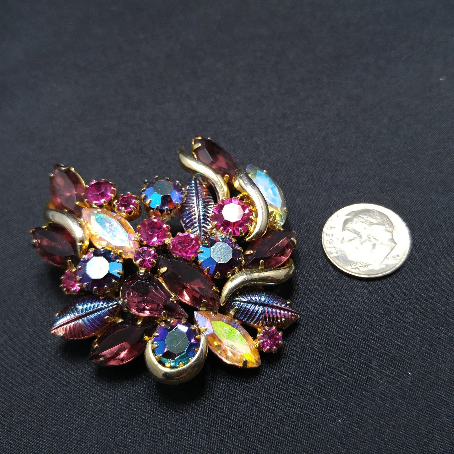 Designer Art Glass Rhinestone Brooch, Carnival Glass, Gold Plated, 1950s Vintage Jewelry