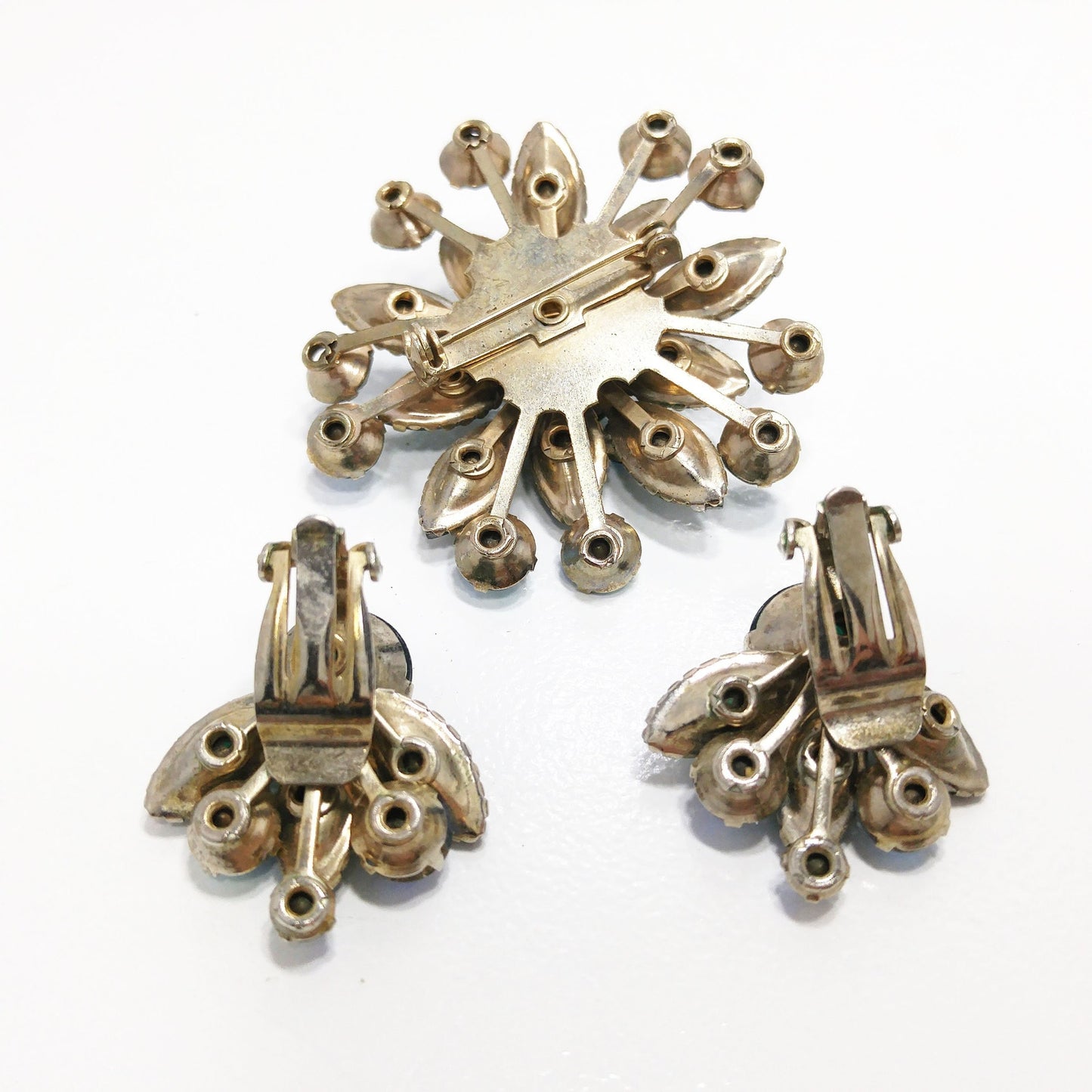 Mid-Century Green Rhinestone Flower Brooch & Earrings, Aurora Borealis, 1950s