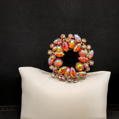 Mid-Century Iridescent Wreath Brooch, Art Glass, 1950s Vintage Jewelry