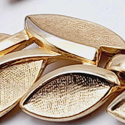 Vintage Trifari Gold Plated Leaves Choker Necklace