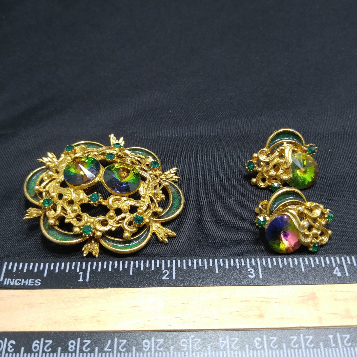 Watermelon Rivoli Rhinestone Brooch & Earrings, Gold Plated, 1960s Vintage Jewelry
