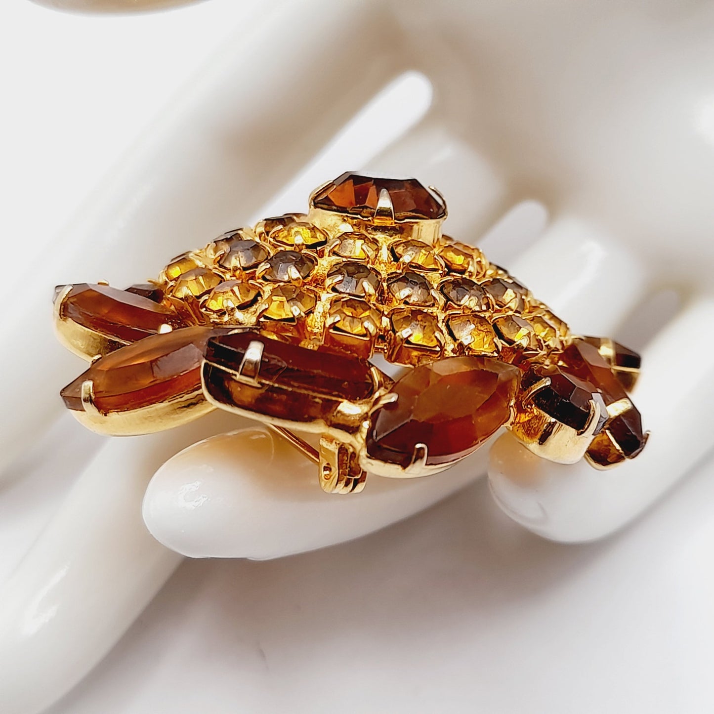 Vintage 1960s Domed Topaz Rhinestone Brooch - Juliana Style - 2 Inches