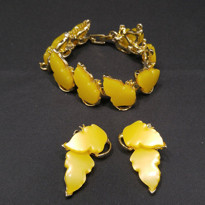Yellow Thermoset Leaves Bracelet & Earrings, Gold Plated, Ear Climbers, 1960s Vintage Jewelry