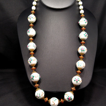 White Floral Lampwork Beaded Necklace, Hand Blown Glass, 1960s Vintage Jewelry