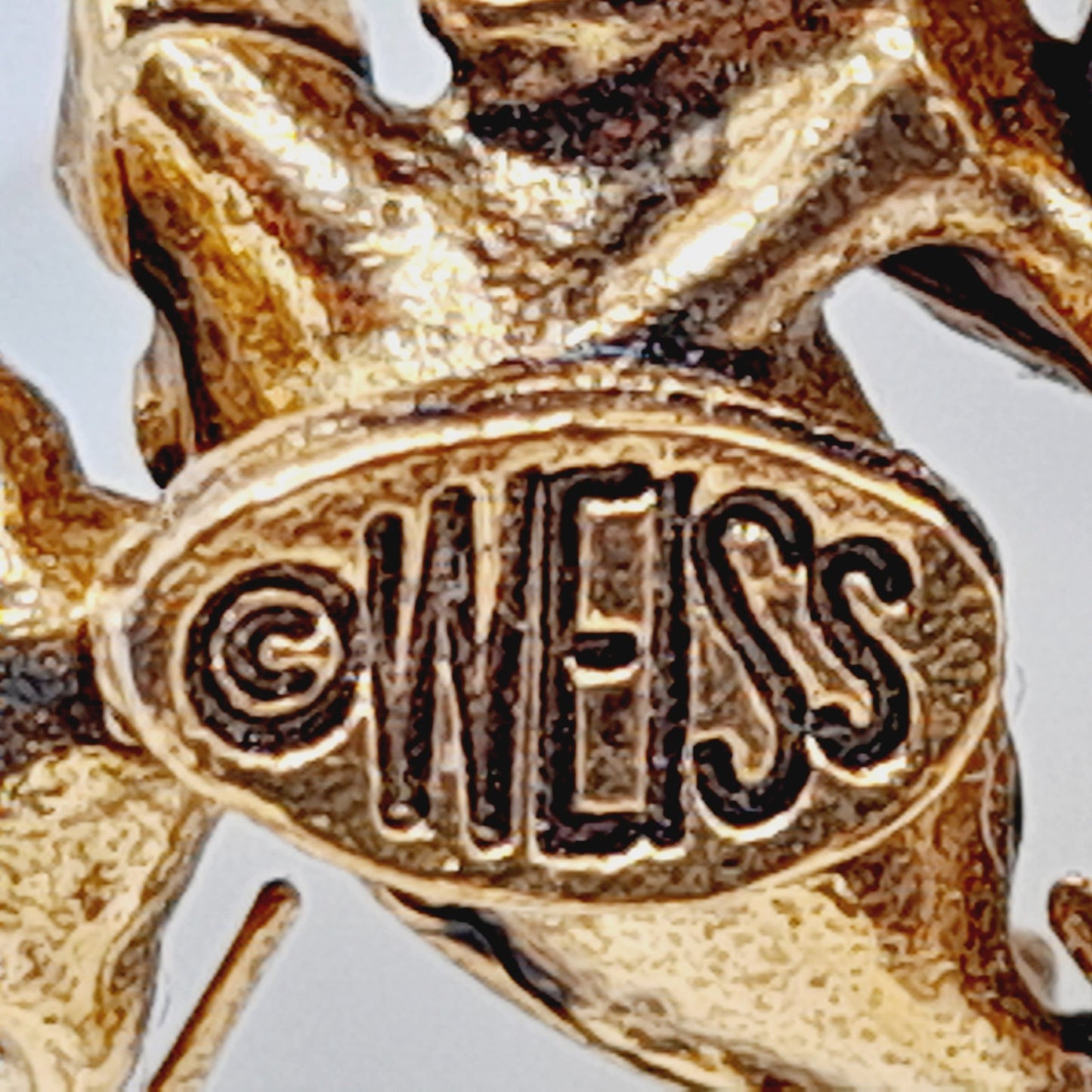 WEISS Opalescent & Purple Rhinestone Christmas Tree Brooch Vintage Holiday Pin