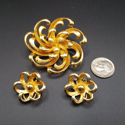 Kramer Floral Brooch & Clip Earrings, Gold Plated, 1960s Vintage Jewelry