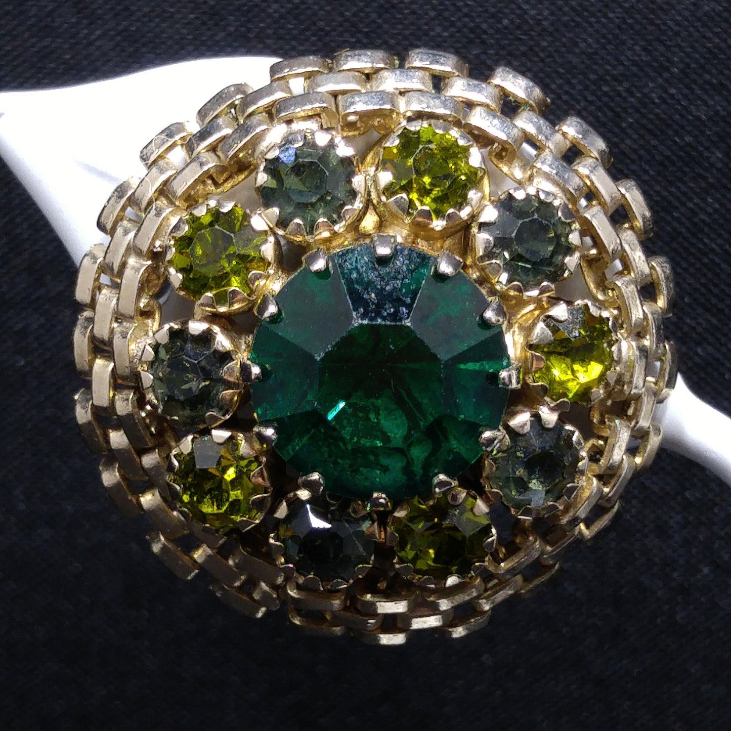 Weiss Emerald Green Rhinestone Earrings, Peridot Rhinestones, 1950s Vintage