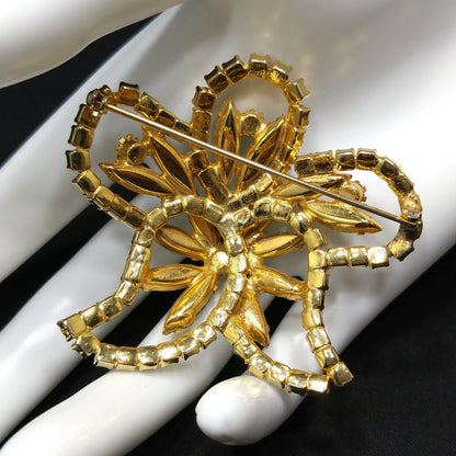 Green Rhinestone Floral Brooch, Gold Plated, 1960s Vintage Jewelry