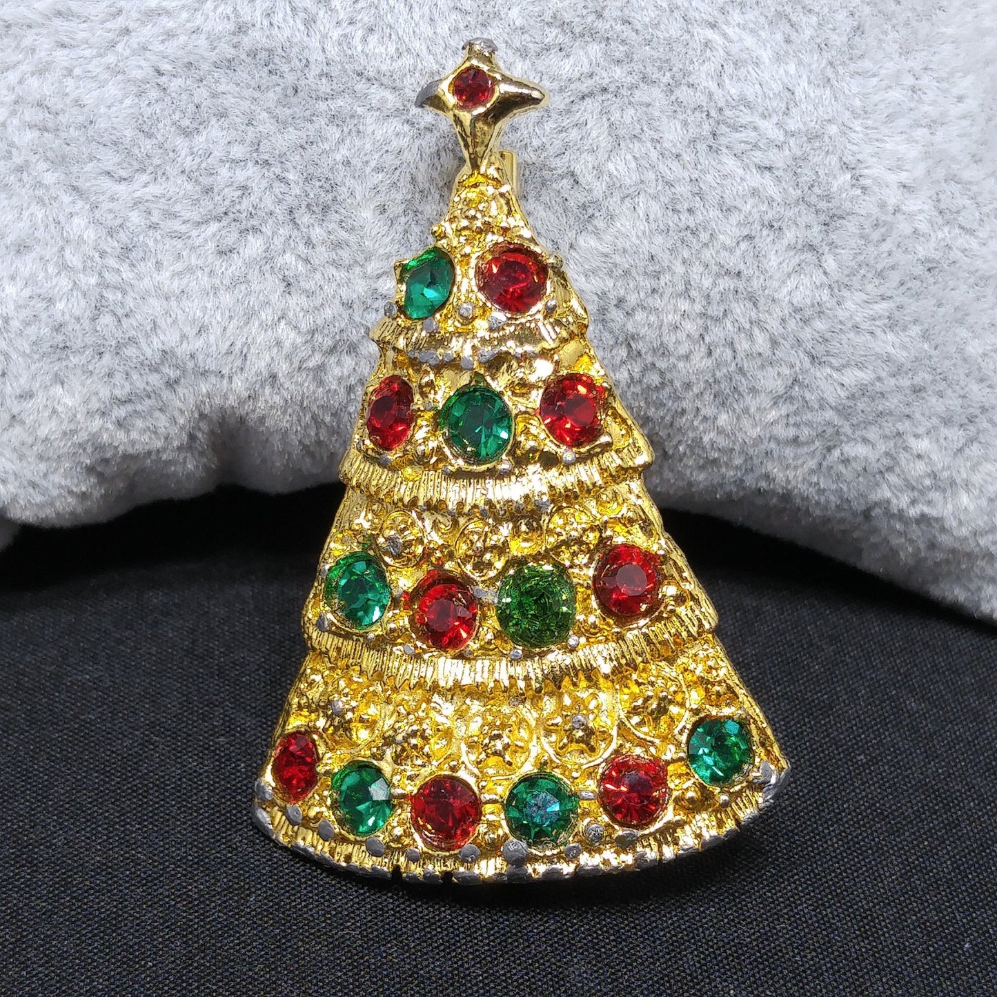 Eisenberg Ice Christmas Tree Brooch Red Green Rhinestones Gold Vintage