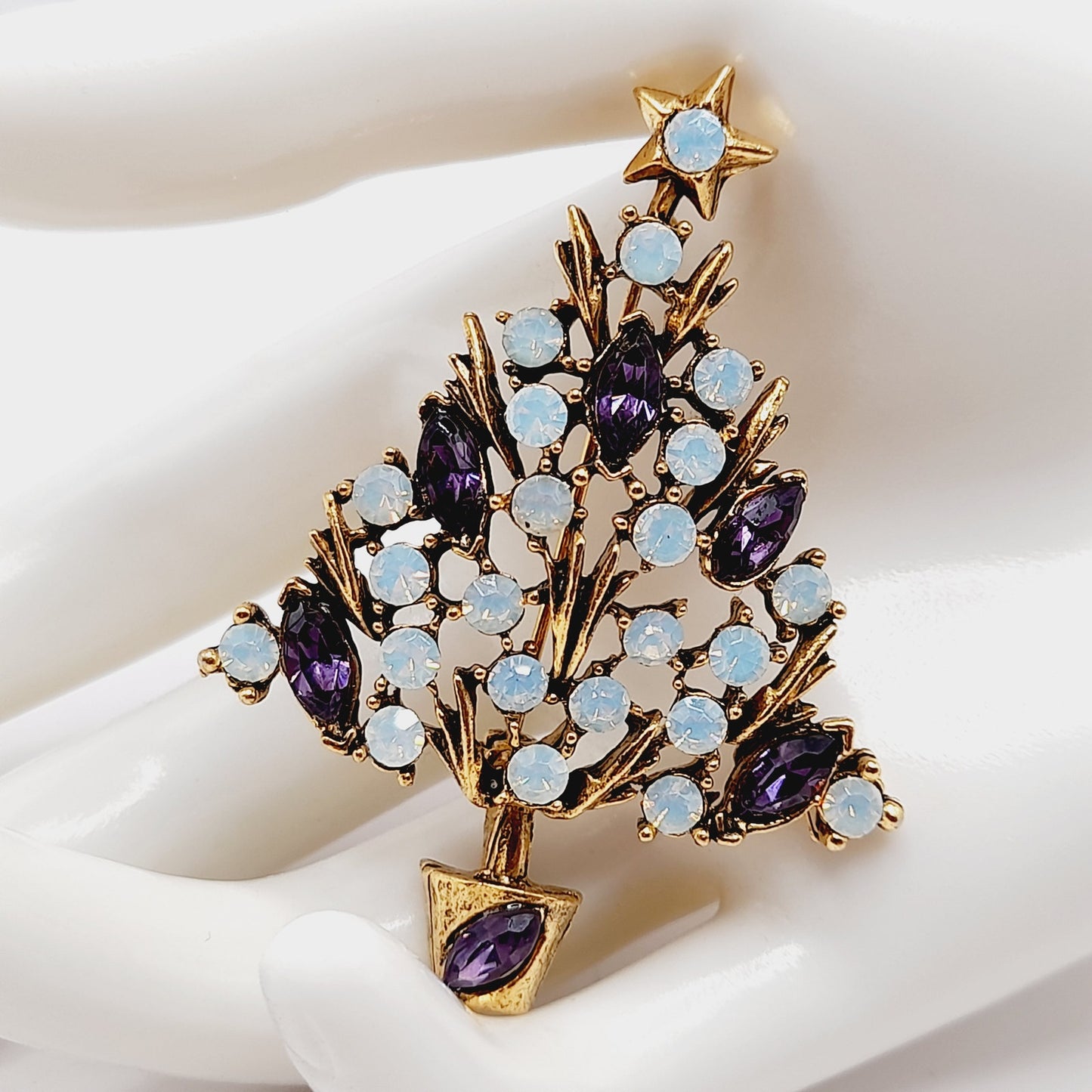 WEISS Opalescent & Purple Rhinestone Christmas Tree Brooch Vintage Holiday Pin