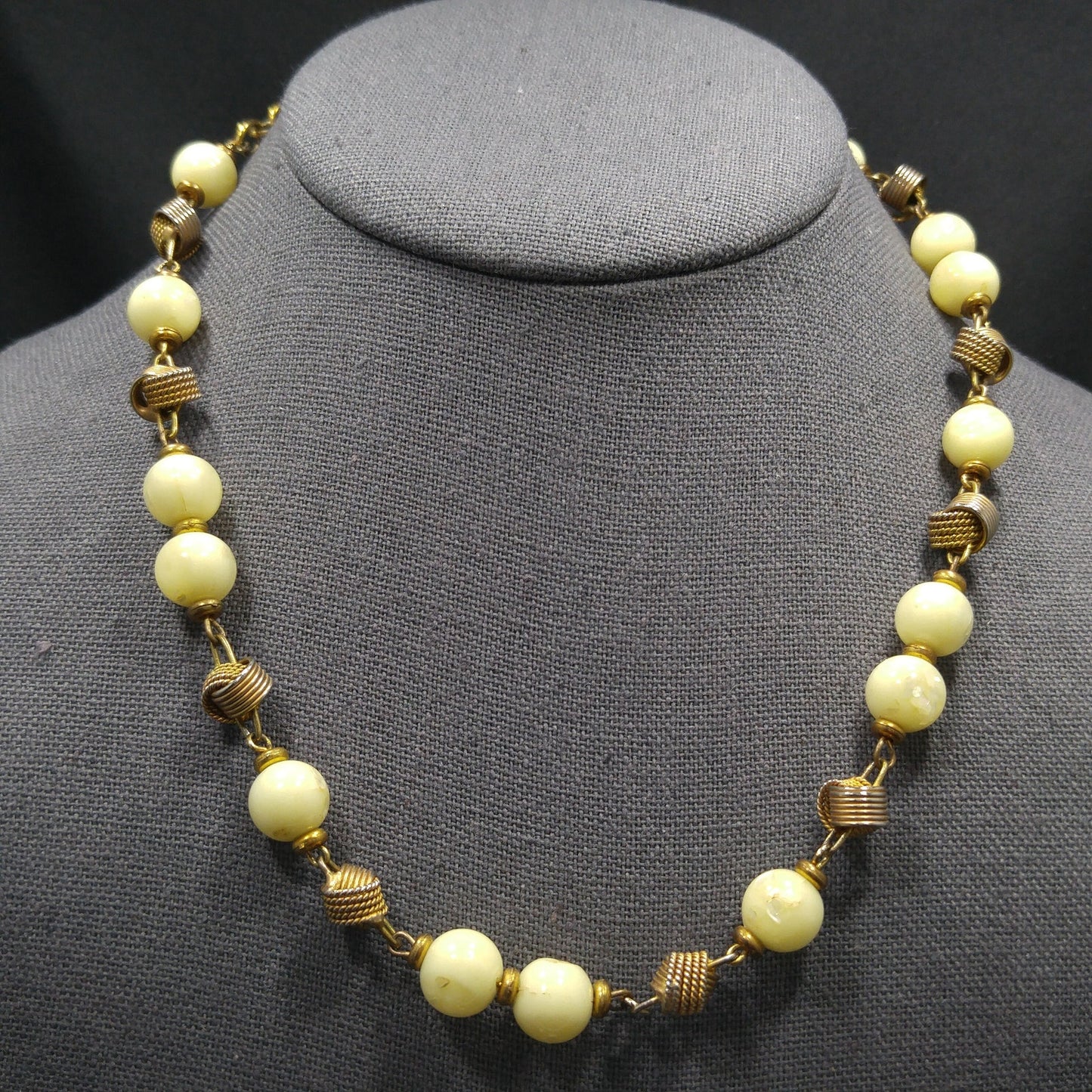Vintage Hobe' Light Yellow Lucite Beaded Necklace & Matching Earrings, Gold Plated, 1950s