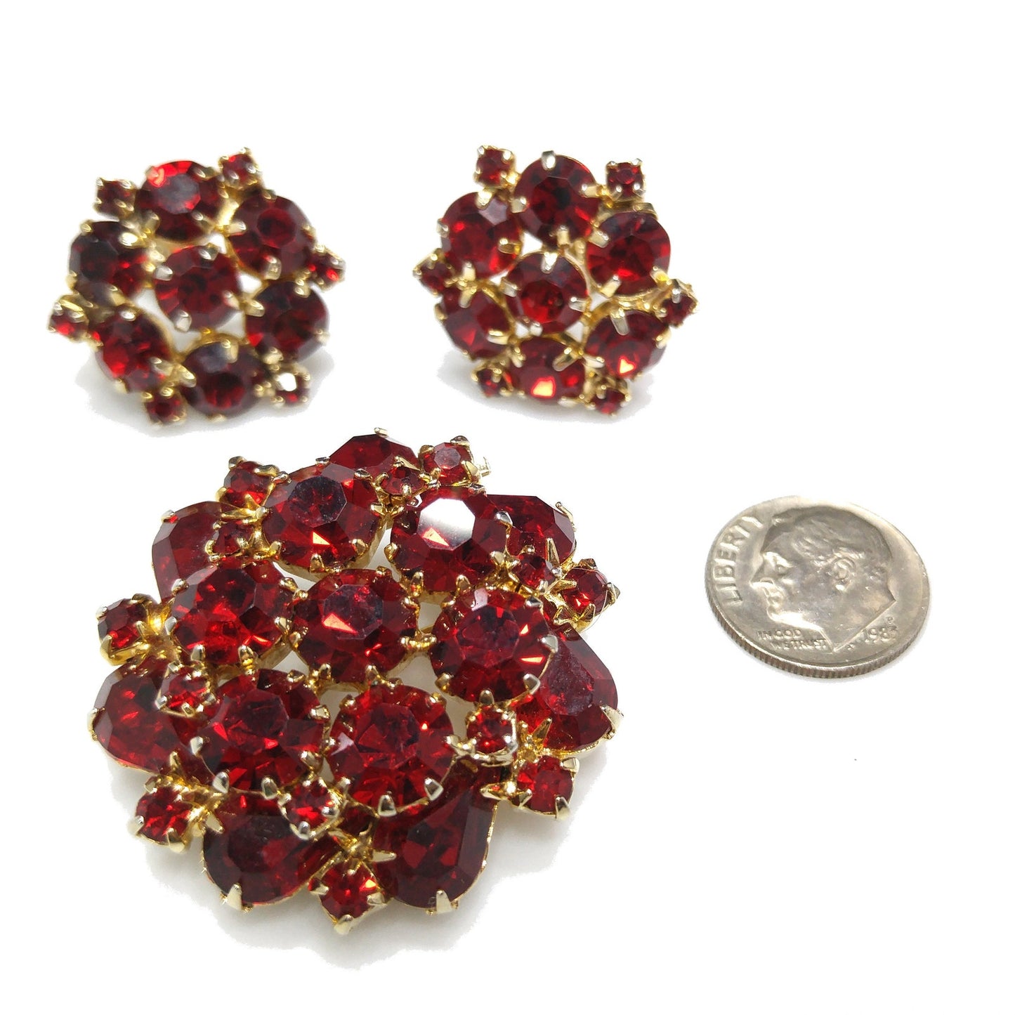 Weiss Red Rhinestone Brooch & Screw-Back Earrings Set — 1950s