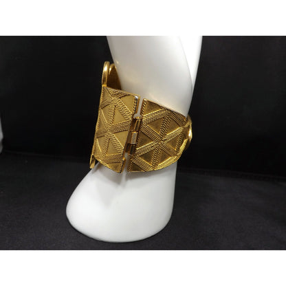 Kenneth Lane Large Hinged Bracelet, Gold Plated, Vintage Jewelry