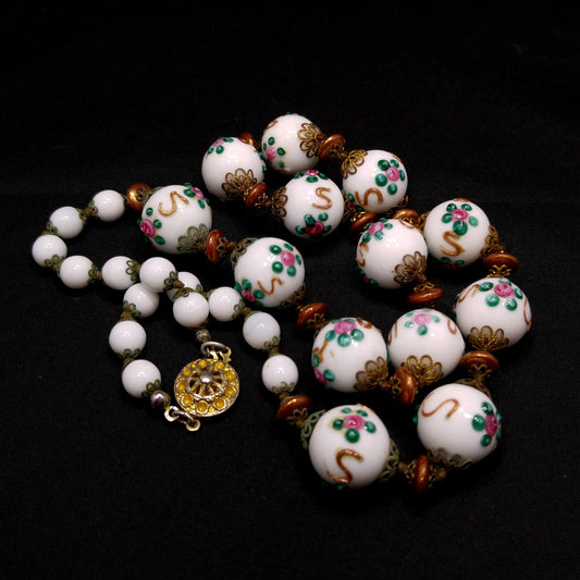 White Floral Lampwork Beaded Necklace, Hand Blown Glass, 1960s Vintage Jewelry