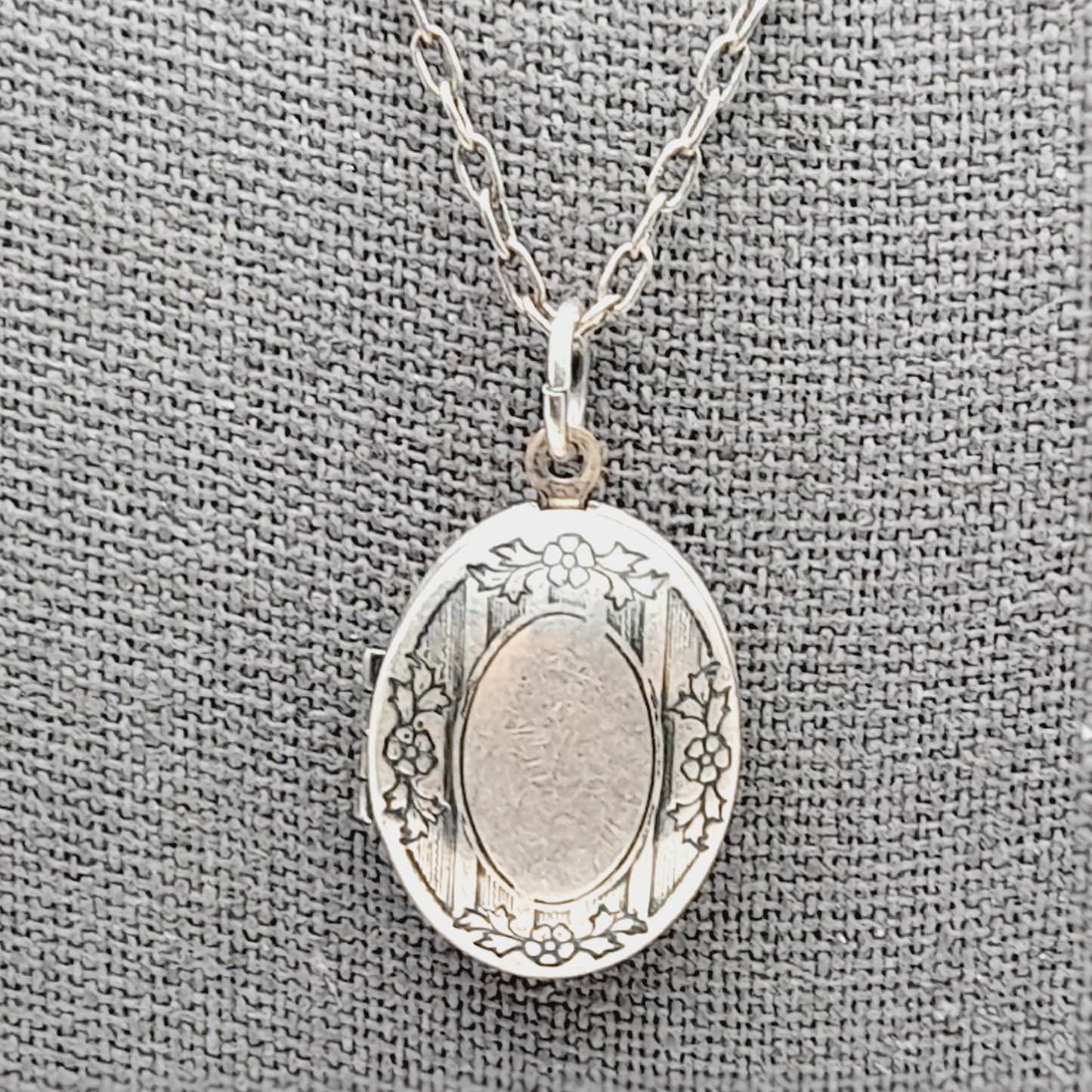 Vintage Catherine Popesco Sterling Silver Plated Locket Oval Necklace, 18"