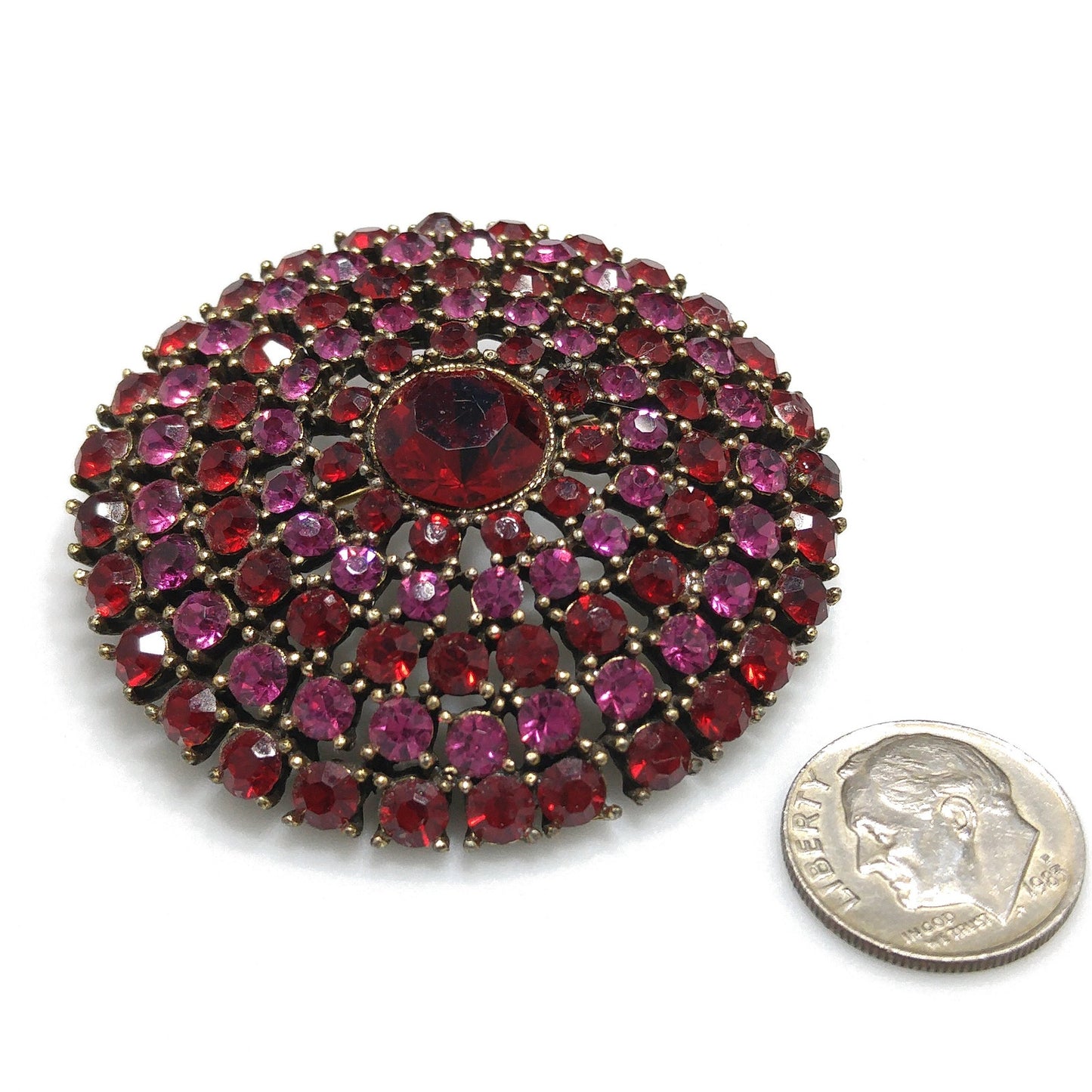 Vintage Weiss Red Pink Rhinestone Round Brooch, Gold Plated, 1950s