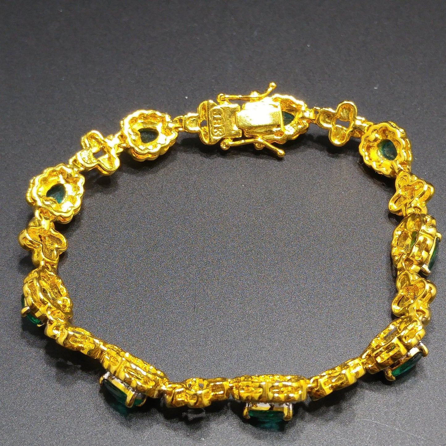 JBK Jackie Kennedy Bracelet – Camrose & Kross Faux Emerald & Rhinestone Replica