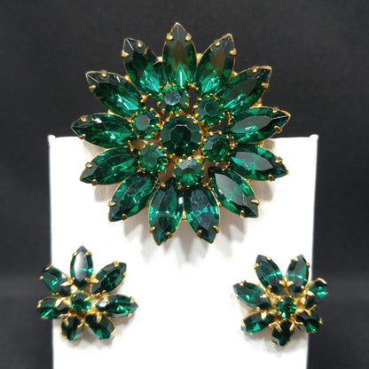 Emerald Green Rhinestone Floral Brooch & Earrings, Gold Plated, 1960s Vintage Jewelry