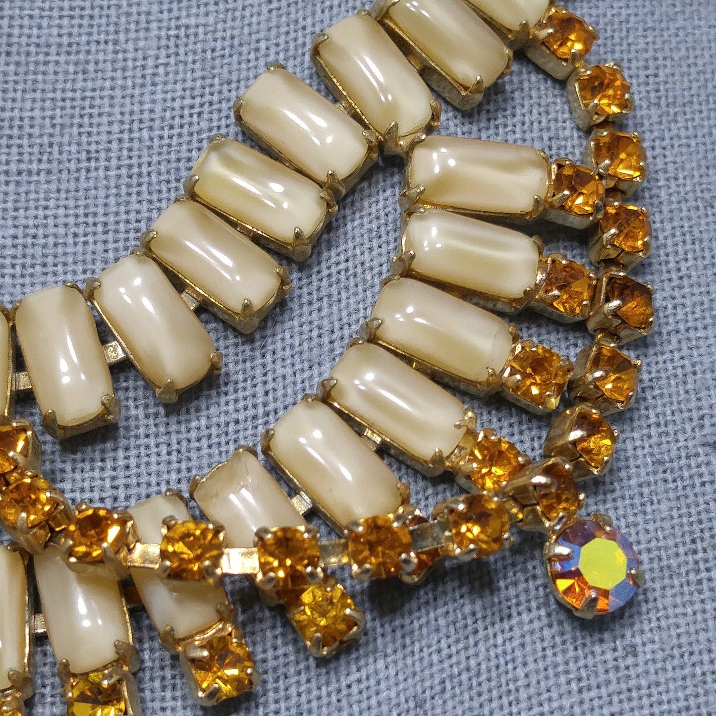Vintage Weiss Festoon Topaz Rhinestone Necklace, Book Piece, Art Glass & Rhinestones
