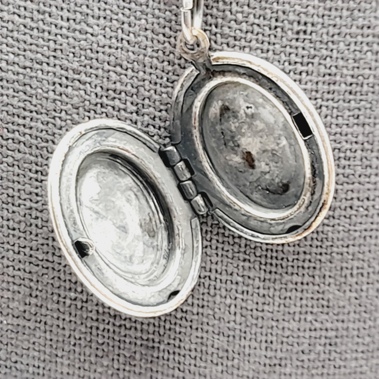 Vintage Catherine Popesco Sterling Silver Plated Locket Oval Necklace, 18"