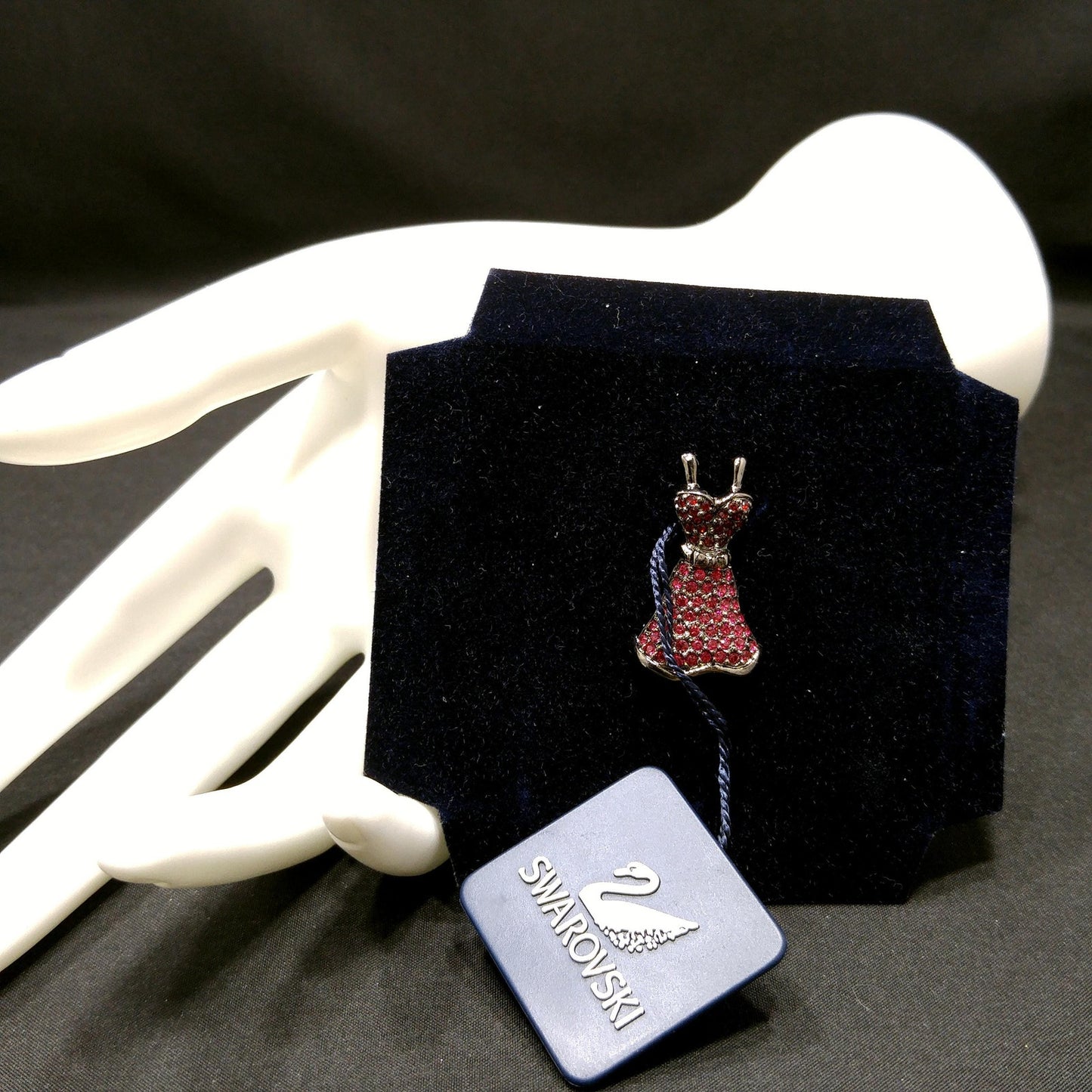 Swarovski Red Dress Brooch – Crystal Rhinestone Pin, Women’s Heart Health 2003