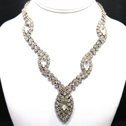 Mid-Century Clear Rhinestone Oval Pendant Necklace, Wedding Necklace, 1950s Vintage Jewelry