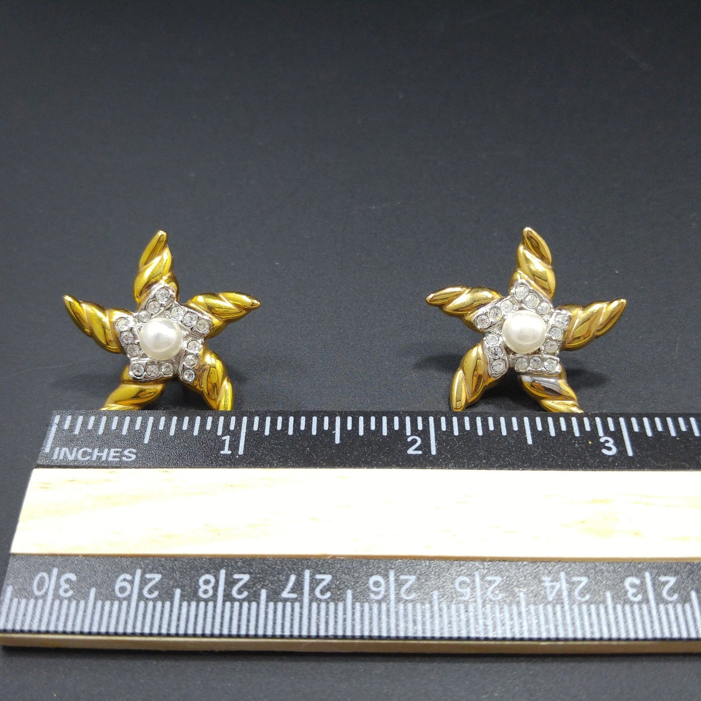 Krementz Gold Plated Starfish Earrings, Faux Pearls, 1970s Vintage Jewelry