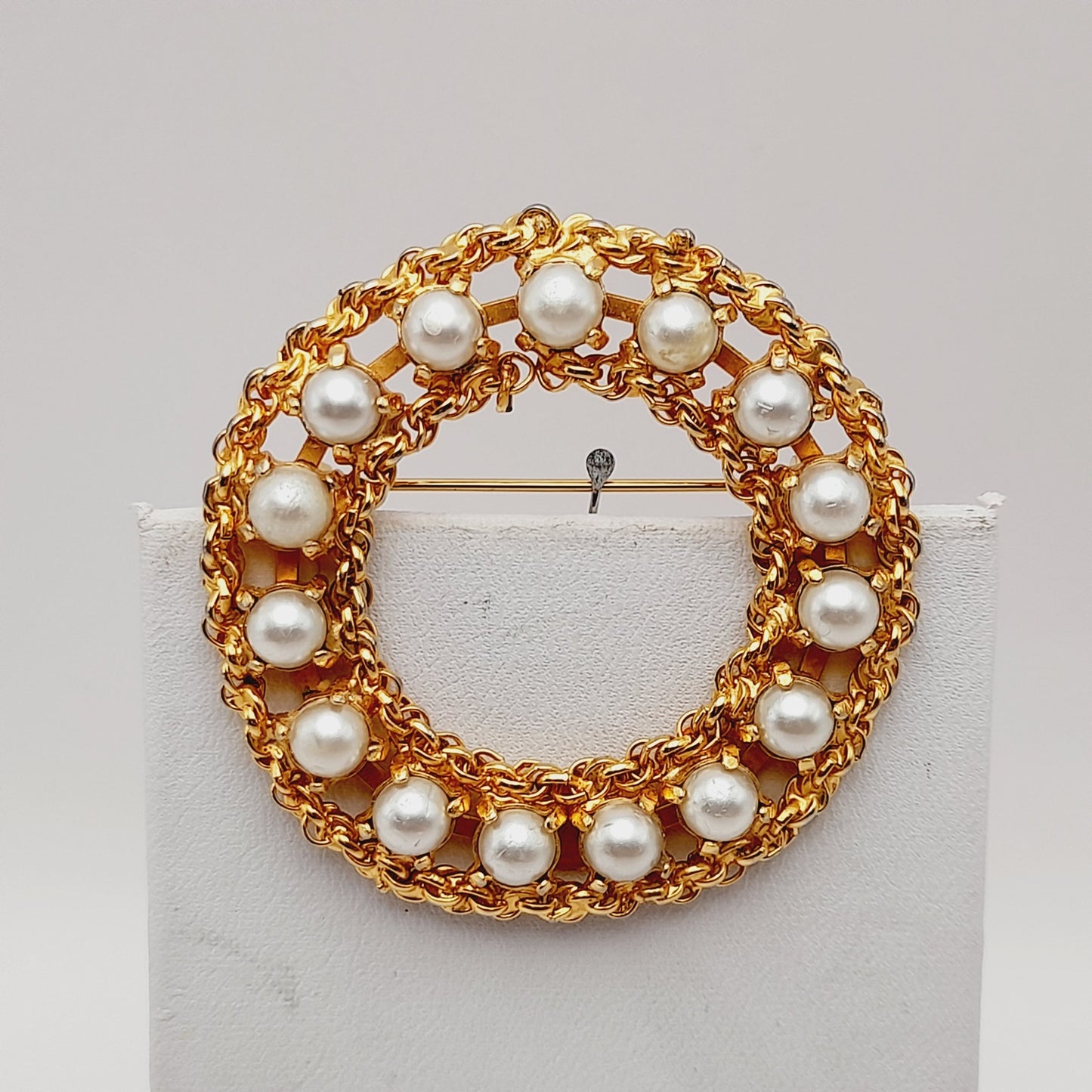 Vintage Signed Hobe Gold Tone Pearl Wreath Brooch - 2 Inches