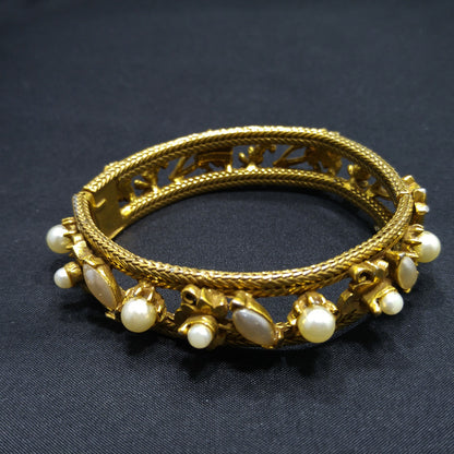 Florenza Faux Pearl Hinged Bracelet, Gold Tone, 1950s Vintage Jewelry