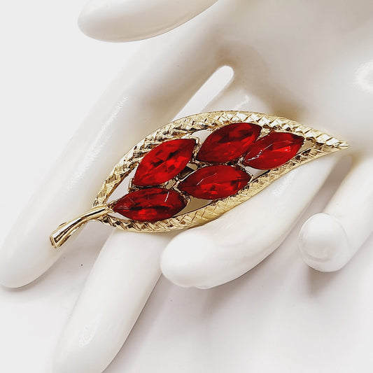 Vintage 1950s Red Rhinestone Leaf Brooch Gold Tone 2.5 Inch Unsigned