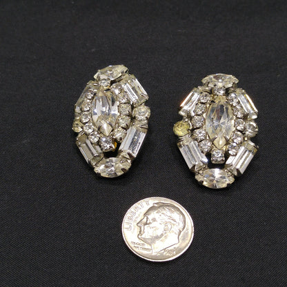 Vintage Weiss Clear Rhinestone Clip Earrings, Wedding Earrings, 1940s