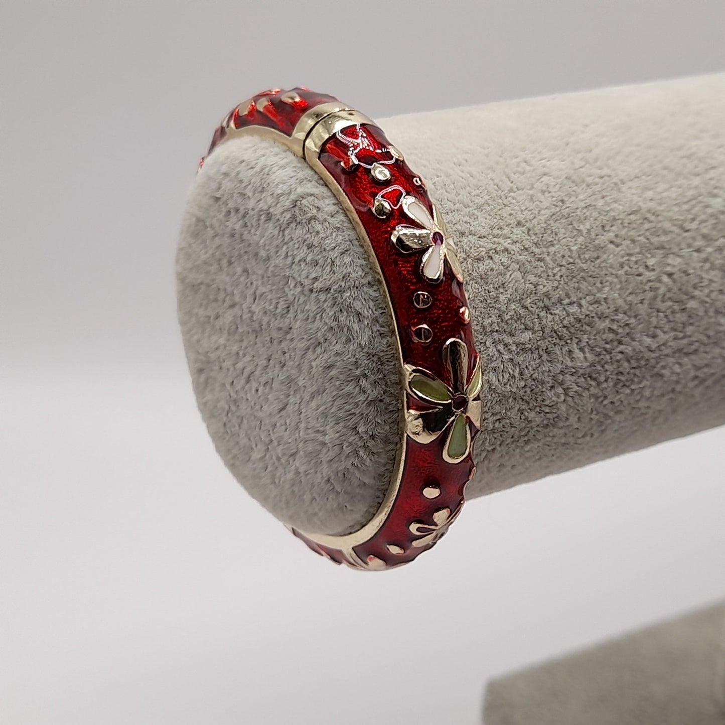 Vintage Jiu Long Xing Cloisonné Bangle Bracelet – Red Enamel Floral Hinged Bracelet – Gold Tone Signed Jewelry 6.25"