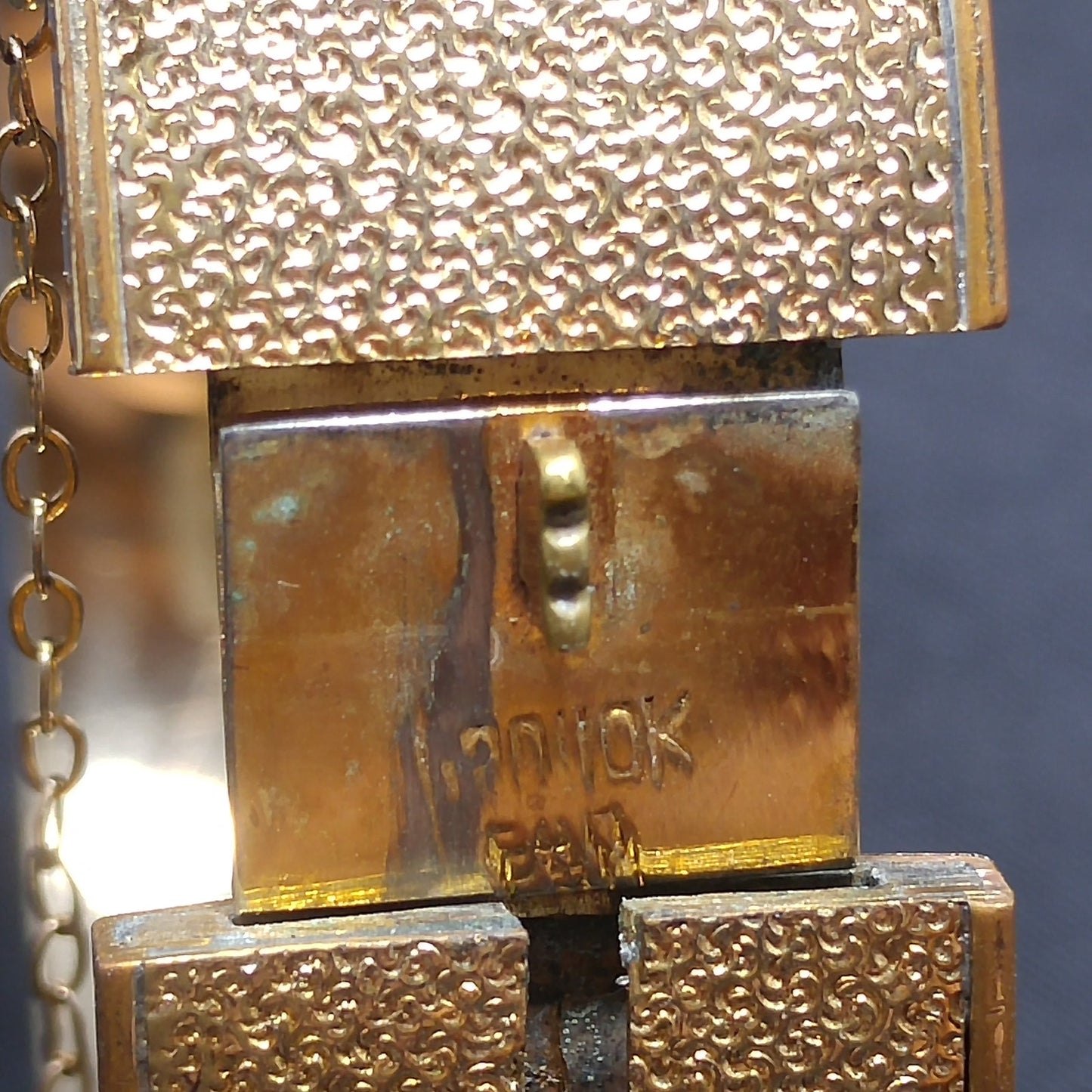 Vintage 1930s 10K GF Floral Hinged Bracelet Engraved Flowers Safety Chain