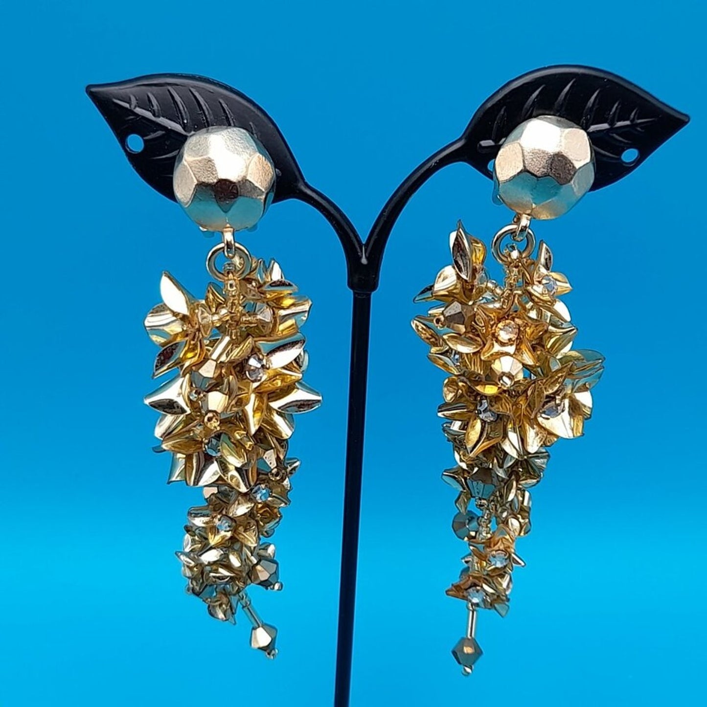 Oscar de la Renta Flower Vine Clip-On Earrings