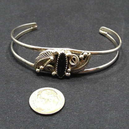 Richard Begay Navajo Artisan Sterling Silver Onyx Cuff Bracelet, 1980s Vintage Jewelry
