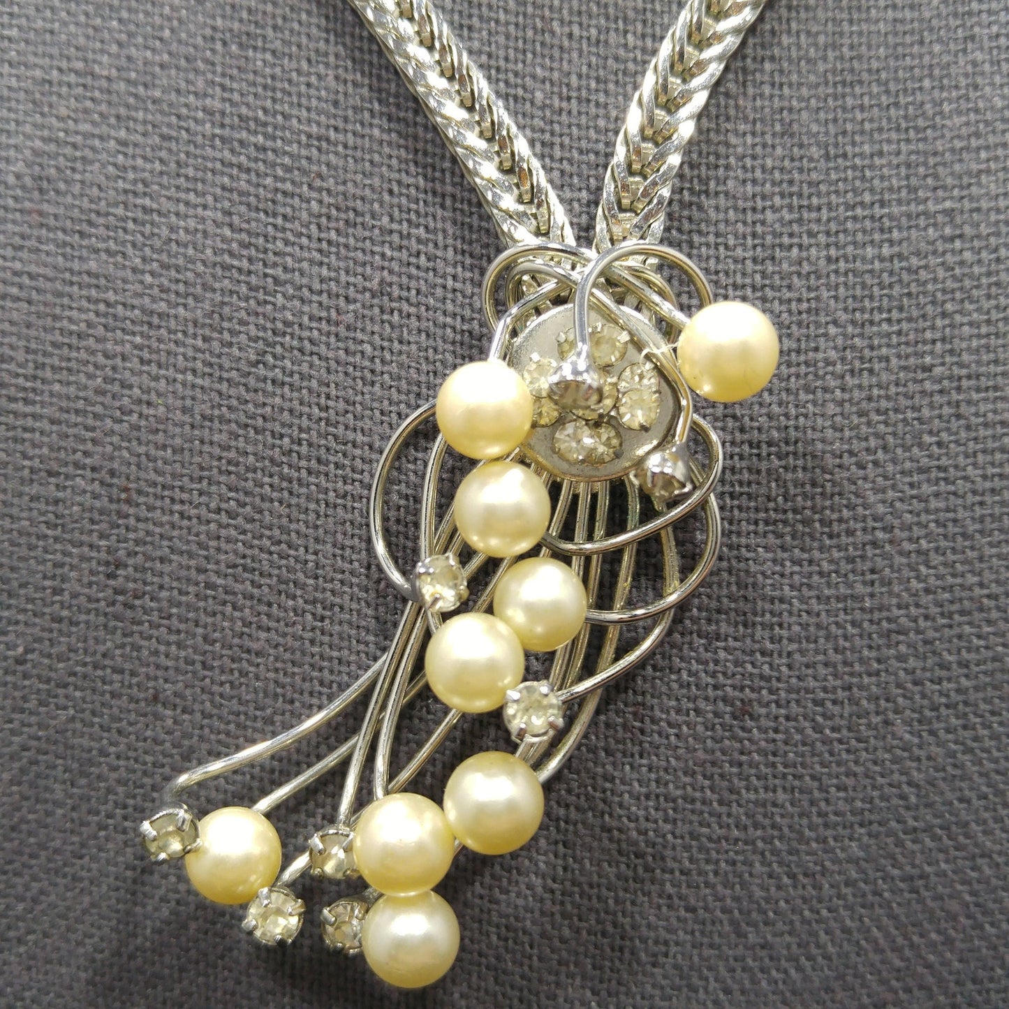 Hobe’ Mid Century Rhodium Faux Pearl Rhinestone Pendant Necklace 1950s