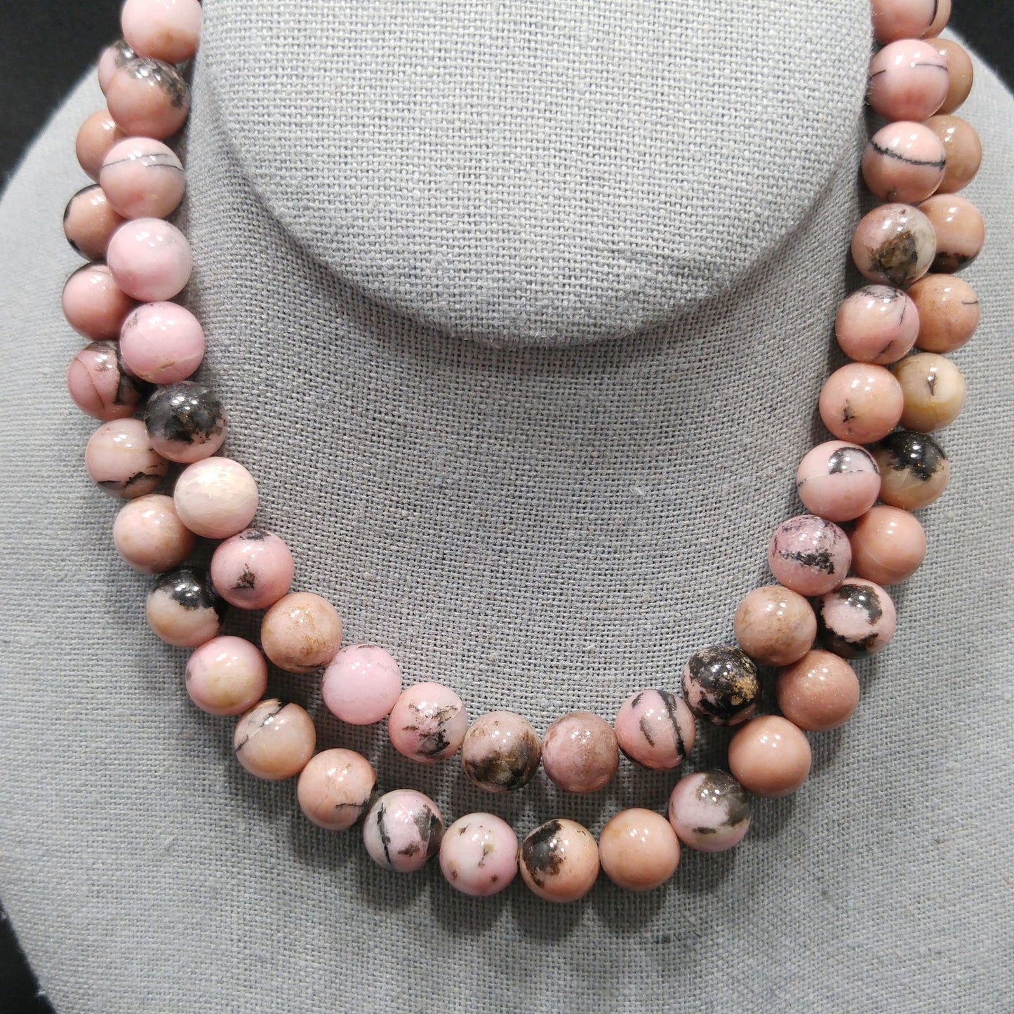 Pink Black Gemstone Beaded Necklace, Rhodonite 10mm Beads, 1970s Vintage Jewelry