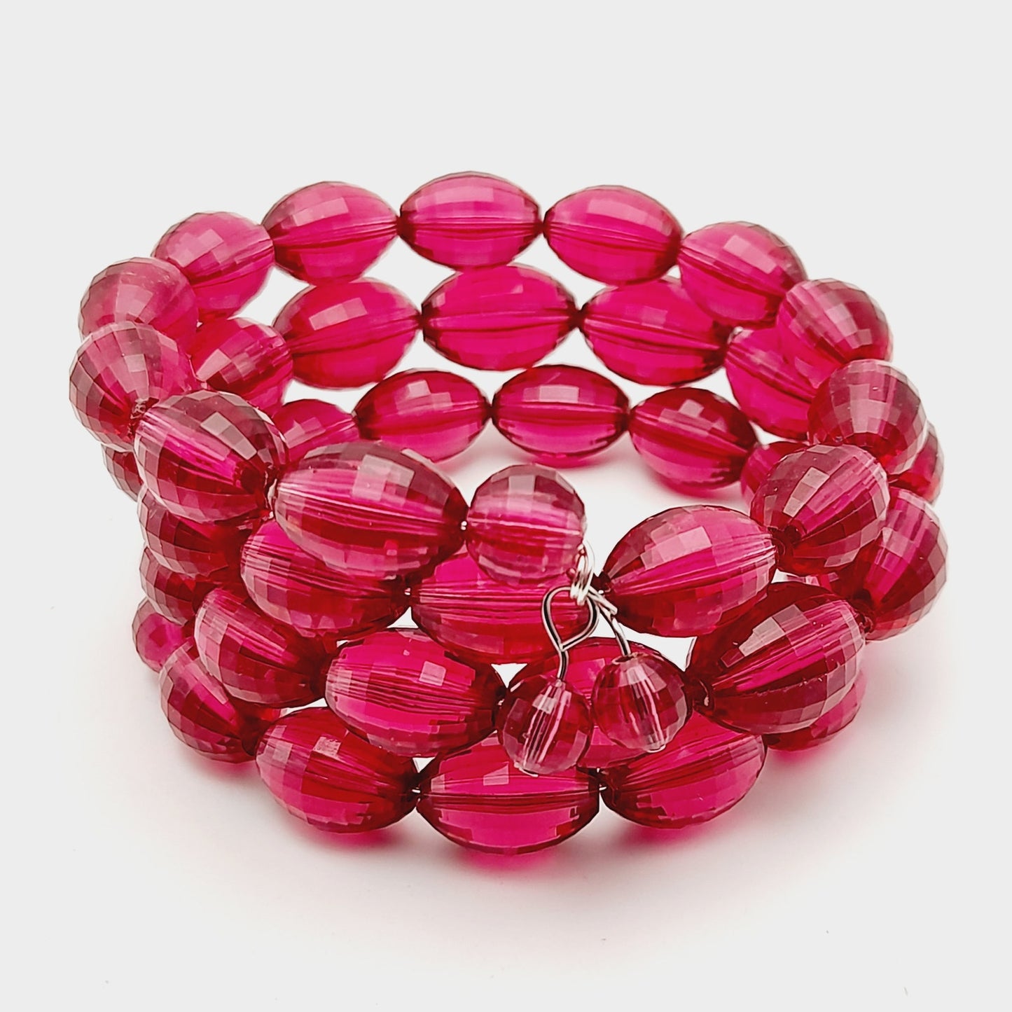 Vintage 1950s Purple Faceted Lucite Oval Beads Memory Wire Bracelet