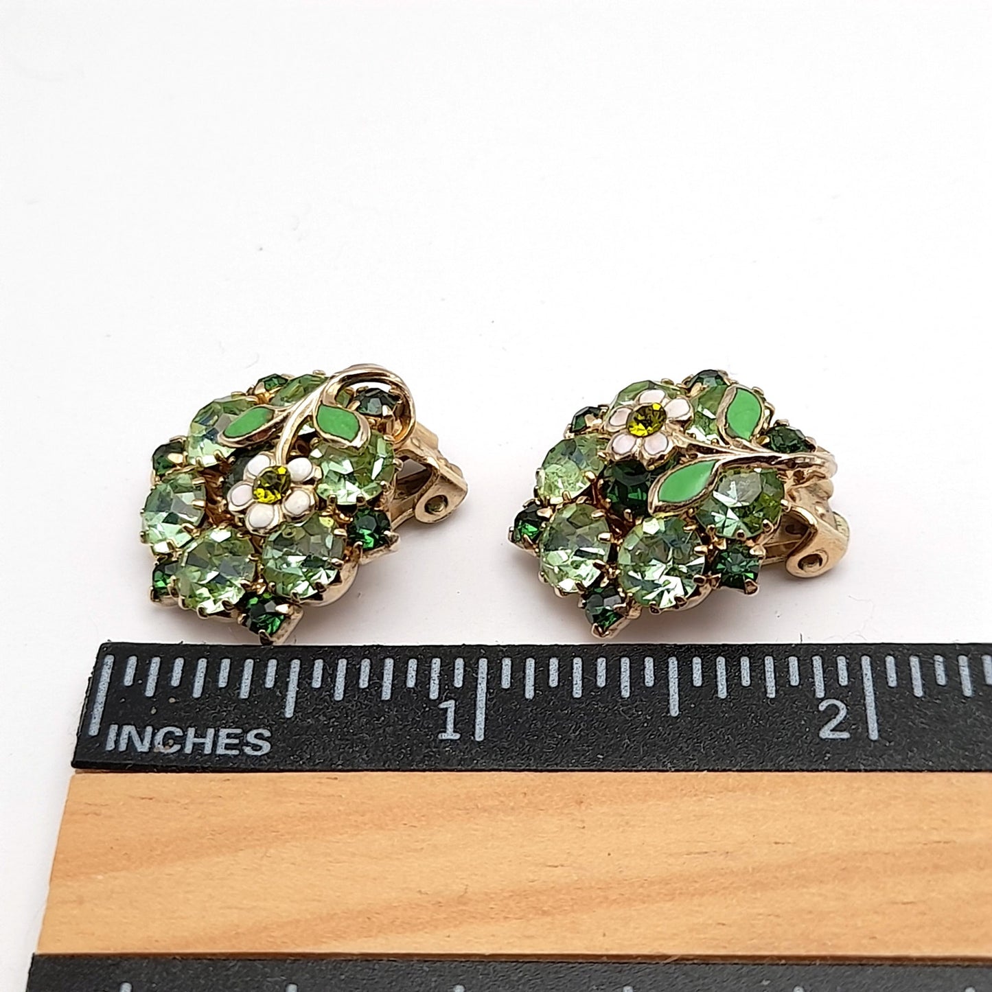 Vintage Weiss Green Rhinestones Floral Clip Earrings, 1960s