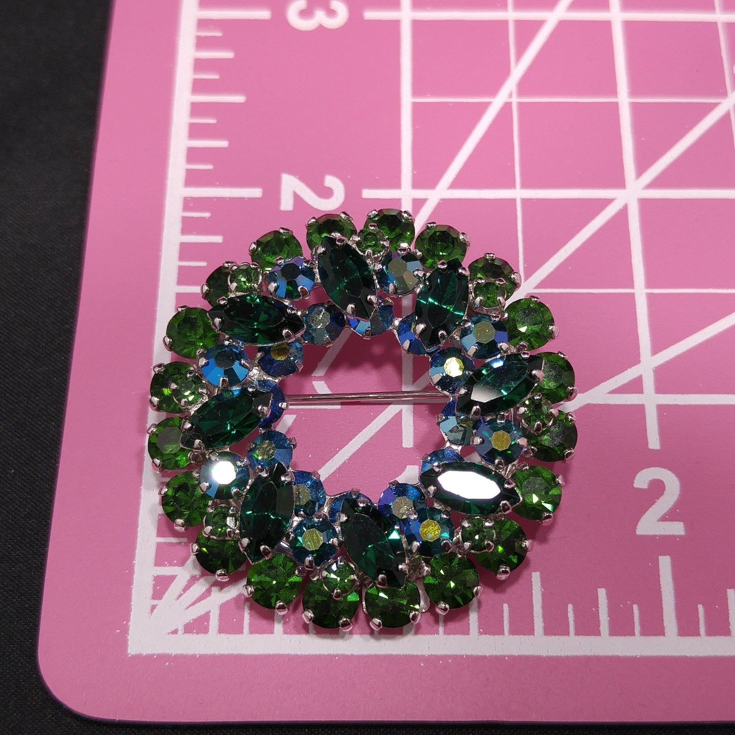 Sherman 1960s Emerald & Peacock Green Rhinestone Wreath Brooch | Aurora Borealis | Rhodium Plated Vintage Jewelry