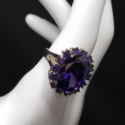 Vintage Sterling Silver Purple CZ Oval Cocktail Ring Size 9 1990s Statement