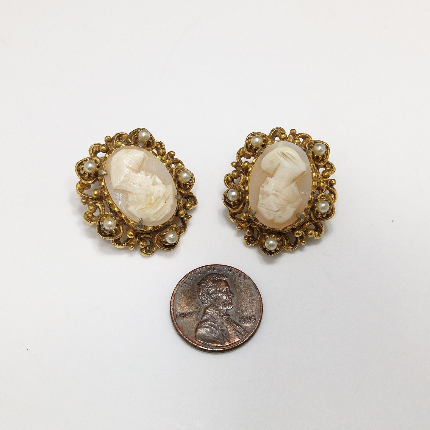 Florenza Cameo Clip Earrings, Hand-carved Shell, Gold Plated, 1950s Vintage Jewelry